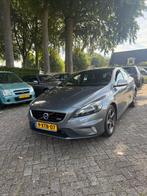 Volvo V40 R-design PANO/full option 2014 diesel, Auto's, Audi, Voorwielaandrijving, Zwart, 1505 kg, A4