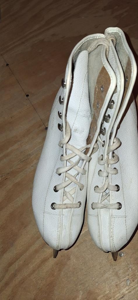 Kunstschaatsen - Maat 42, Sport en Fitness, Schaatsen, Ophalen of Verzenden, Gebruikt, Kunstschaatsen, Overige merken