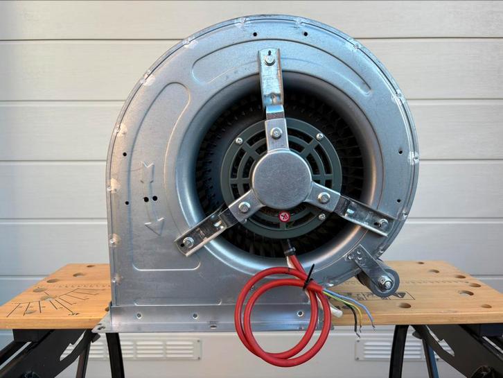 Airfan 9-9-9001/6 Ventilator - Afzuigmotor 2000 m³, Doe-het-zelf en Verbouw, Ventilatie en Afzuiging, Zo goed als nieuw, Ventilator en Afzuiger