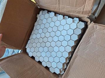 Marmeren Mosaic Hexagon Plain Bottocino tegels  beschikbaar voor biedingen