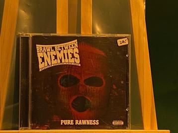 Brawl Between Enemies - Pure rawness beschikbaar voor biedingen