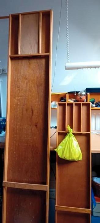 2 sjoelbakken 1 groot en 1 klein zijn compleet beschikbaar voor biedingen