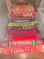 Voetbal sjaals nieuw! 10 euro per stuk Weg is pech!!, Eén persoon