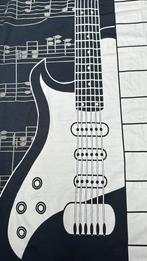 Gitaar en piano tricot paneel voor en achterkant, Hobby en Vrije tijd, Stoffen en Lappen, 120 cm of meer, Ophalen of Verzenden