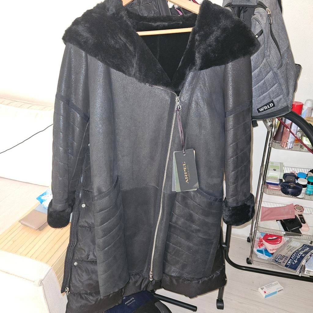 Nieuwe Lammy Coat - Nooit Gedragen!, Kleding | Dames, Arpel, Ophalen of Verzenden, Nieuw, Zwart