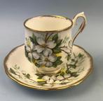 Royal Albert - Twee kop en schotels White Dogwood - puntgaaf, Ophalen of Verzenden