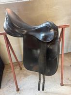 KN zadel 17,5 inch, Dieren en Toebehoren, Paarden en Pony's | Zadels, Ophalen of Verzenden, Gebruikt, Dressuur