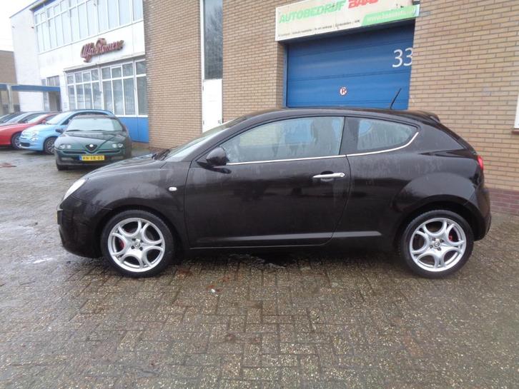 Alfa Romeo MiTo 1.4 16V Multi AIR 2010 Zwart APK 17-10-2026, Auto's, Alfa Romeo, Particulier, MiTo, Airbags, Airconditioning, Centrale vergrendeling