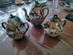 Satsuma japans servies. Theepot, melkkan en suikerpotje, Antiek en Kunst, Ophalen of Verzenden