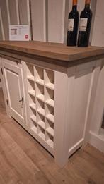Stijlvol wijnkastje Parma/toscane met opbergruimte, Huis en Inrichting, Woonaccessoires | Wijnrekken, Ophalen, 5 tot 15 flessen