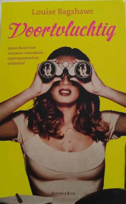 Boek Voortvluchtig Louise Bagshawe, Boeken, Thrillers, Zo goed als nieuw, Europa overig, Ophalen of Verzenden