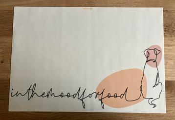 Modern Nederlands design voerbakonderlegger Woofrz NIEUW beschikbaar voor biedingen