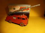 DINKY TOYS:  955 FIRE ENGINE    MET RAMEN, Ophalen of Verzenden, Gebruikt, Bus of Vrachtwagen, Dinky Toys