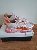 KEURIGE DWRS SNEAKERS MAAT 37 (38), Kleding | Dames, Schoenen, Ophalen of Verzenden, Zo goed als nieuw, Sneakers of Gympen