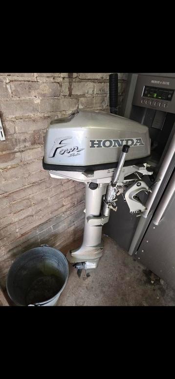Honda 5pk buitenboordmotor yamaha 4pk 2takt  beschikbaar voor biedingen