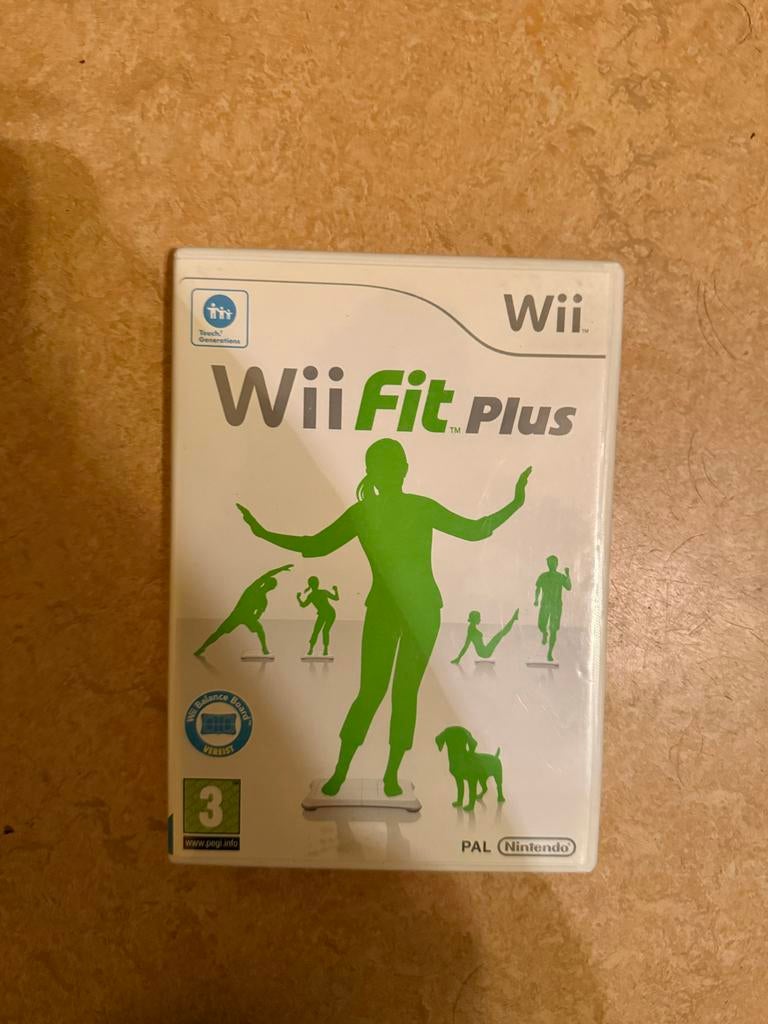Wii fit plus, Spelcomputers en Games, 1 speler, Ophalen of Verzenden, Zo goed als nieuw, Vanaf 3 jaar