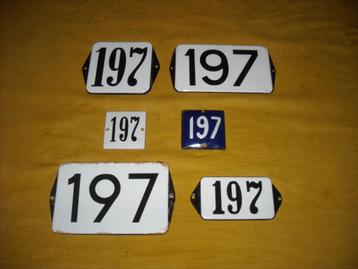 oud emaille huisnummer 197 ook 198 199 200 201 202 203 204 2 beschikbaar voor biedingen