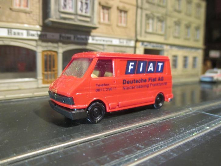 Fiat 242 - Praliné FIAT servicedienst, Hobby en Vrije tijd, Modelauto's | 1:87, Zo goed als nieuw, Auto, Rietze, Ophalen of Verzenden