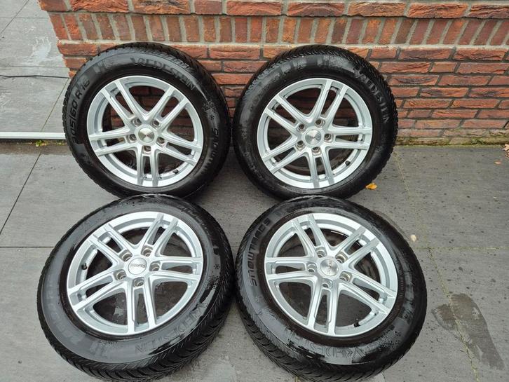 Winterset Dezent velgen + Vredestein 205/60R16 Audi A4 B9, Auto diversen, Overige Auto diversen, Ophalen of Verzenden