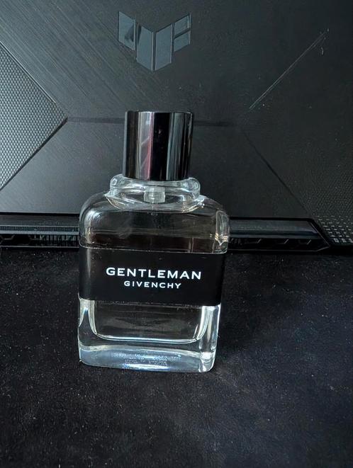 Givenchy Gentleman EDT 50ML, Sieraden, Tassen en Uiterlijk, Uiterlijk | Parfum, Zo goed als nieuw, Ophalen of Verzenden