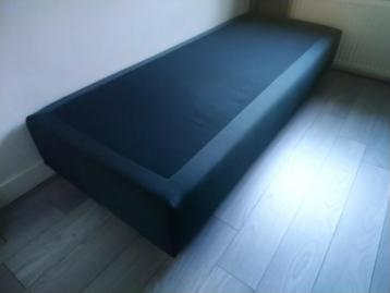 Boxspring nieuwstaat 80x200 beschikbaar voor biedingen