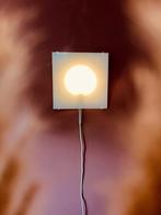 Design “90’s Ikea Stämning van Cecilia Johansson, Huis en Inrichting, Lampen | Wandlampen, Verzenden, Zo goed als nieuw