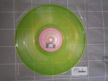 Mr. S. Oliver – Freaky Beats (The Remixes). 2004 Groen Vinyl beschikbaar voor biedingen