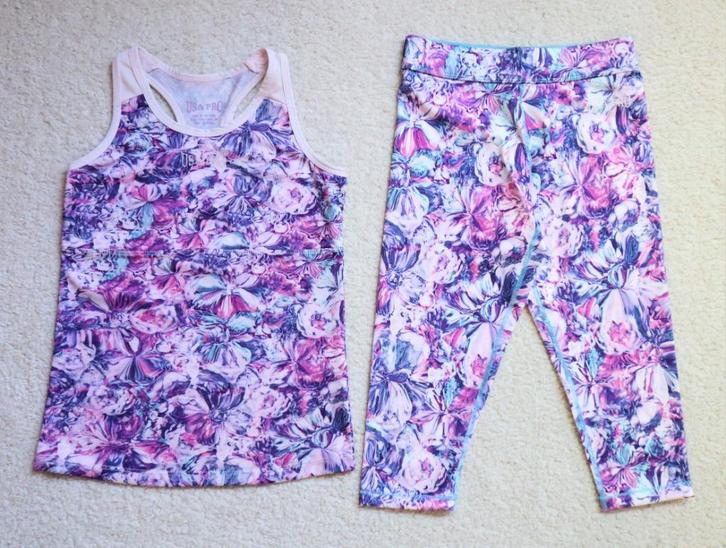 Nieuw! Training Capri Legging & Top, maat 134/140, Kinderen en Baby's, Kinderkleding | Maat 134, Nieuw, Meisje, Sport- of Zwemkleding