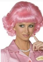 Roze Pruik Grease - Carnaval, Kleding | Dames, Carnavalskleding en Feestkleding, Ophalen of Verzenden, Zo goed als nieuw, Carnaval