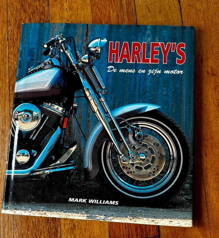 Albums, boek, Harley’s & de eerste motors classics, Boeken, Motoren, Gelezen, Ophalen of Verzenden