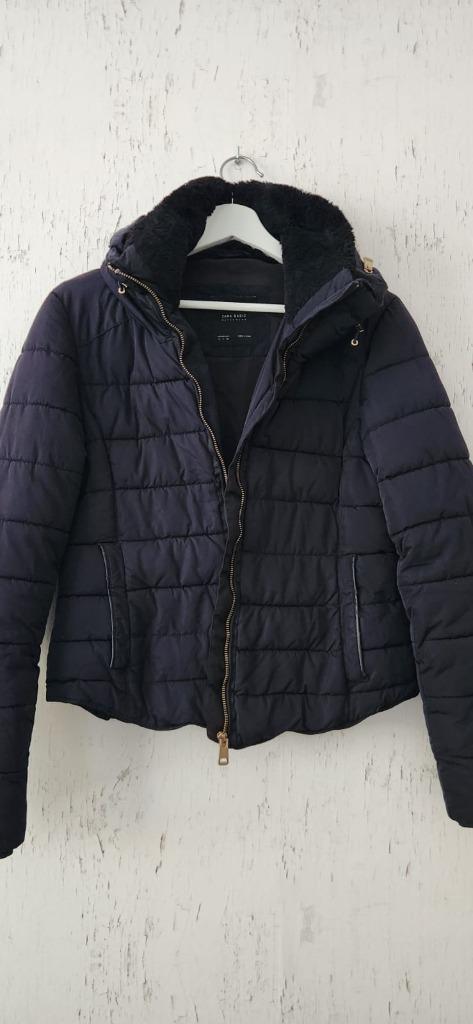 Zara Basic Puffer Jacket Blue colour – 15 €, Kleding | Dames, Jassen | Winter, Zo goed als nieuw, Blauw, Ophalen