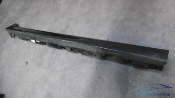 Drempelbekleding  sideskirt  BMW 5-serie F10-F11  rechts zwa beschikbaar voor biedingen