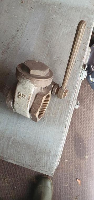 2" Messing Klep kraan met Hendel beschikbaar voor biedingen