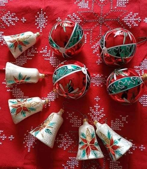 10 Oude Kerstballen Klokjes - Brocante Kerst glas, Antiek en Kunst, Curiosa en Brocante, Ophalen of Verzenden