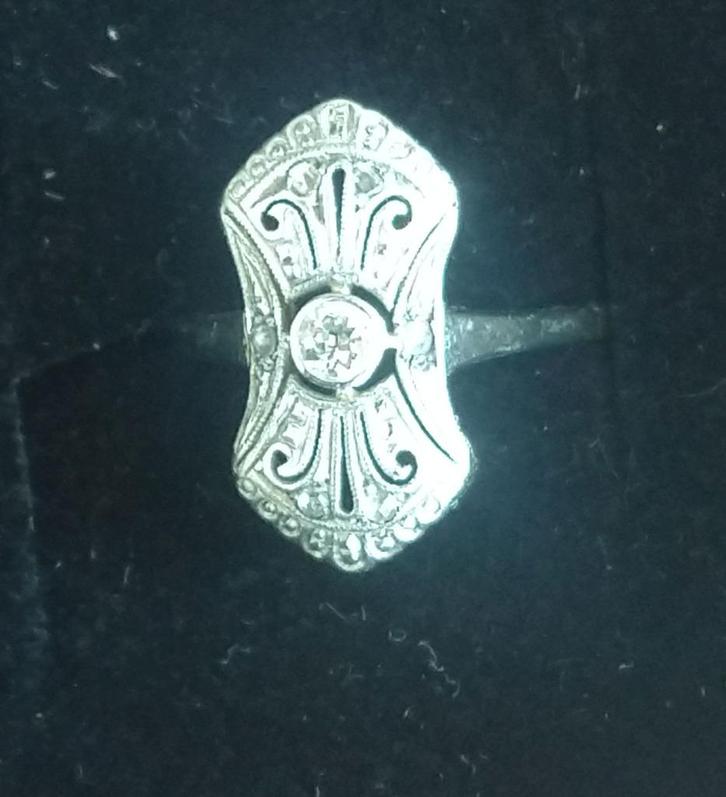 Art deco 14 K geel en wit gouden ring gezet met diamanten, Sieraden, Tassen en Uiterlijk, Antieke sieraden, Ring, Goud, Met edelsteen