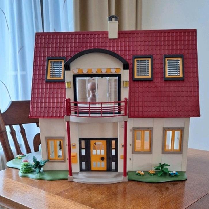 NIEUW MOOI GROOT COMPLEET INGERICHT PLAYMOBIL MODERNE VILLA, Verzamelen, Complete verzamelingen en Collecties, Ophalen of Verzenden