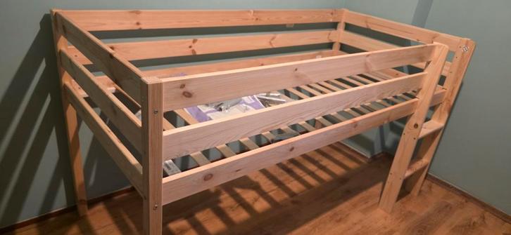 Ticaa Hoogslaper Malte met rolbodem meisje, Kinderen en Baby's, Kinderkamer | Stapelbedden en Hoogslapers, Gebruikt, Hoogslaper