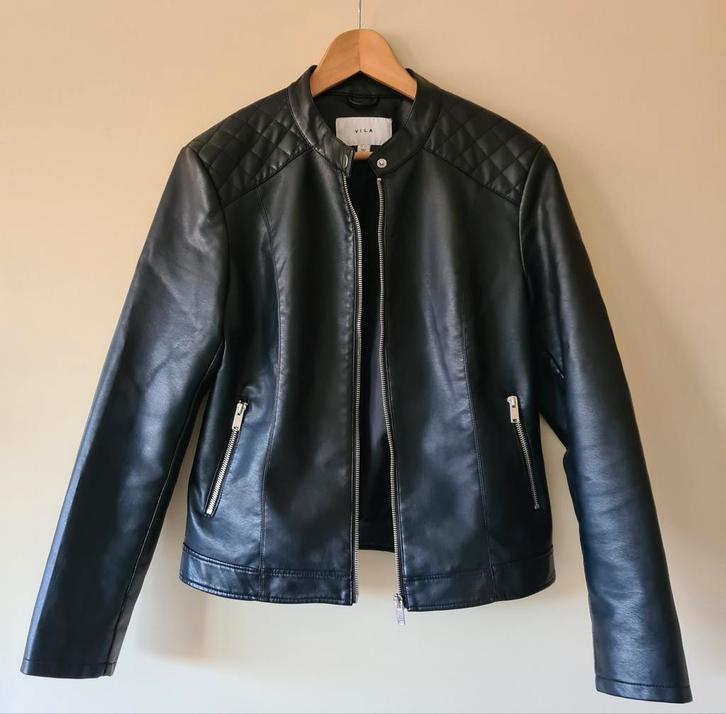 Zwarte tussenjas Vila maat 40, Kleding | Dames, Jassen | Zomer, Gedragen, Maat 38/40 (M), Zwart, Ophalen of Verzenden