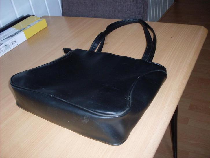 merk Enrico zwarte handtas, Sieraden, Tassen en Uiterlijk, Tassen | Damestassen, Zo goed als nieuw, Handtas, Zwart, Ophalen