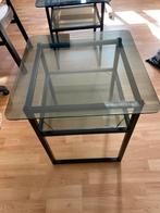 2 bijzettafeltjes, glas en zwart staal, Huis en Inrichting, Tafels | Bijzettafels, Minder dan 55 cm, Rond, Ophalen, 45 tot 60 cm