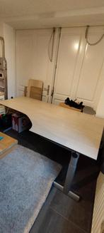 Ahrend bureau 2x1.2m, Huis en Inrichting, Bureaus, Ophalen, Zo goed als nieuw