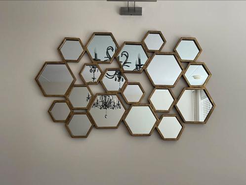 Luxe decoratieve hexagon spiegel , goudkleurig metaal, Huis en Inrichting, Woonaccessoires | Spiegels, Zo goed als nieuw, Minder dan 50 cm