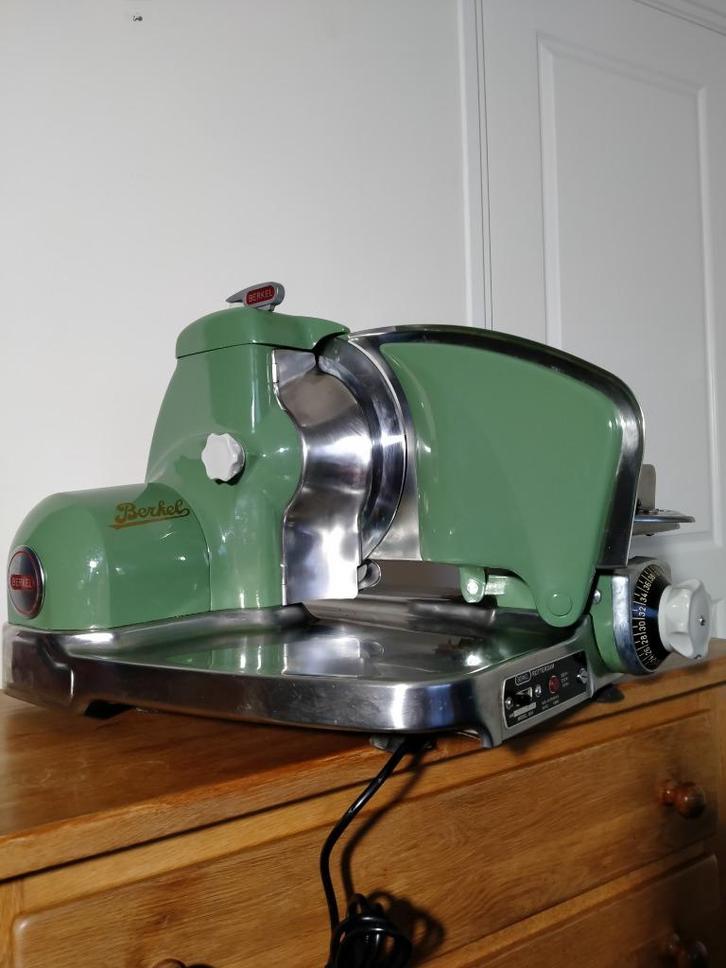 perfecte werkende brocante groene snijmachine Berkel 834, Huis en Inrichting, Keuken | Keukenbenodigdheden, Zo goed als nieuw