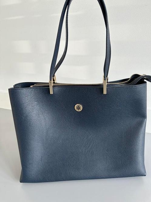 NIEUW TOMMY HILFIGER leren tas blauw, Sieraden, Tassen en Uiterlijk, Tassen | Damestassen, Nieuw, Handtas, Blauw, Ophalen