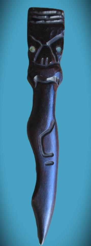 Maori Houtsnijwerk~Briefopener~Brievenopener  beschikbaar voor biedingen