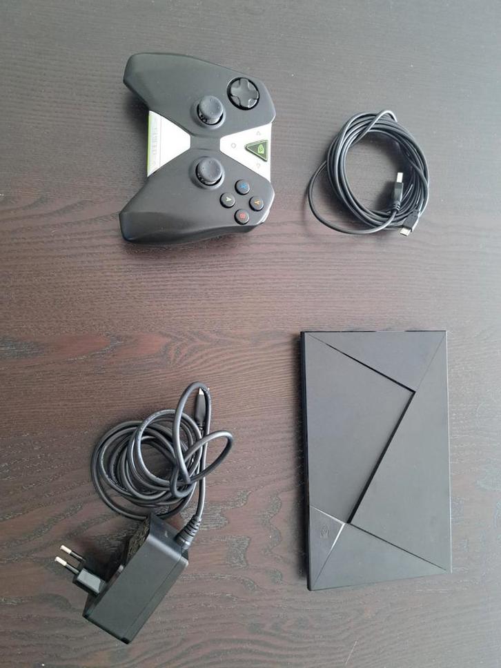Nvidia Shield Pro, Audio, Tv en Foto, Mediaspelers, Zo goed als nieuw, Ophalen of Verzenden