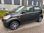 Daihatsu Sirion 1.0  110.000 KM , NWE APK !!, Auto's, Daihatsu, Zwart, Bedrijf, Handgeschakeld, 865 kg