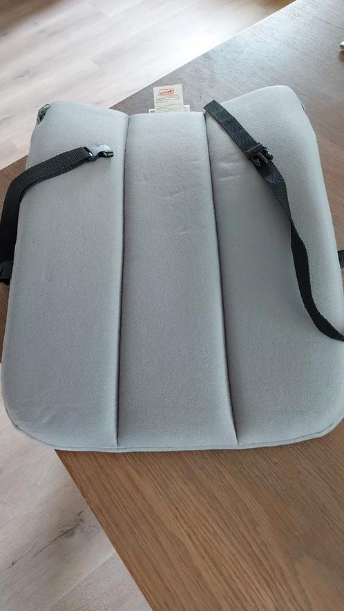Orthopedisch rugkussen voor in de auto., Diversen, Verpleegmiddelen, Zo goed als nieuw, Ophalen of Verzenden