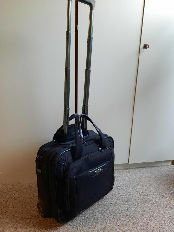Laptoptrolley Samsonite Pro-DLX, Computers en Software, Laptoptassen, Gebruikt, Trolleytas, Ophalen