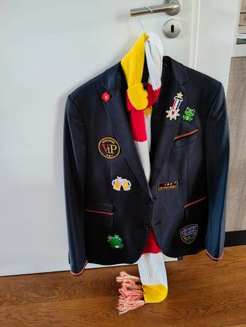 Oeteldonk heren Jassenmet Emblemen  beschikbaar voor biedingen